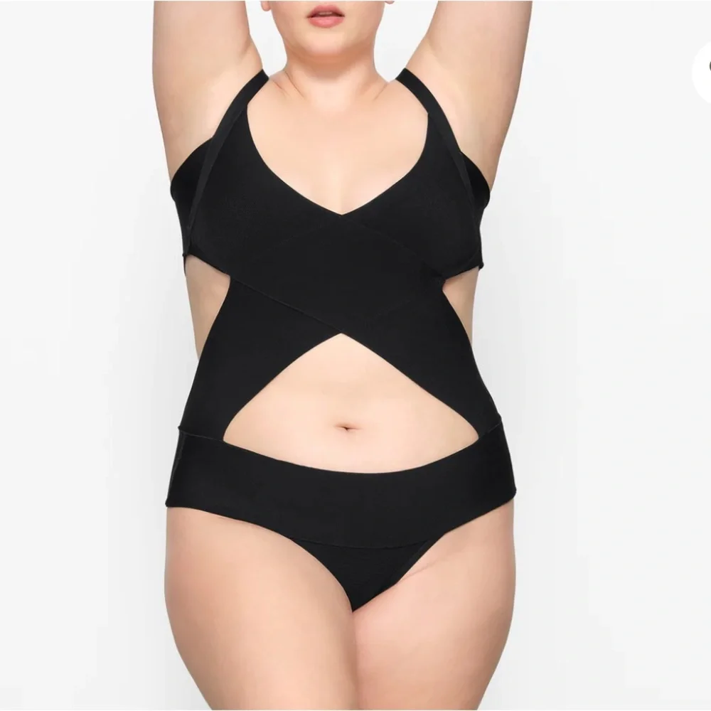🖤 SKIMS SWIM KNIT BEACHWEAR MONOKINI SWIMSUIT ONYX L